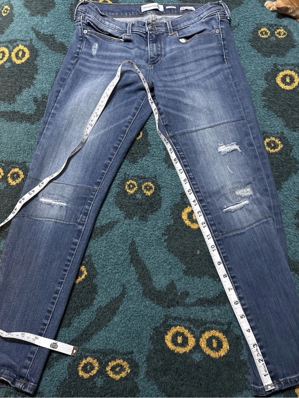 Banana Republic Women's Skinny Jeans in Faded Blue Wash with Distressing